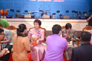 งานด้วยรักและผูกพัน 65