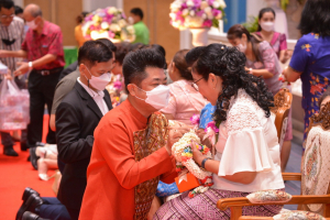 งานด้วยรักและผูกพัน 65