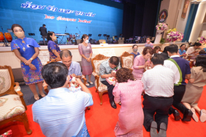 งานด้วยรักและผูกพัน 65