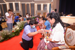 งานด้วยรักและผูกพัน 65