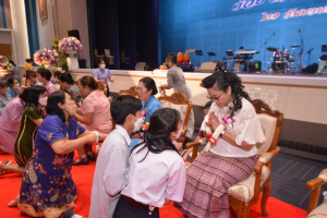 งานด้วยรักและผูกพัน 65