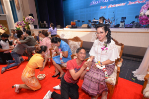 งานด้วยรักและผูกพัน 65