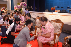 งานด้วยรักและผูกพัน 65
