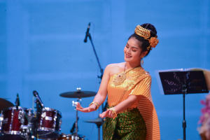 งานด้วยรักและผูกพัน 65