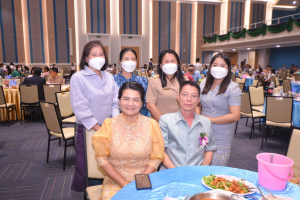 งานด้วยรักและผูกพัน 65