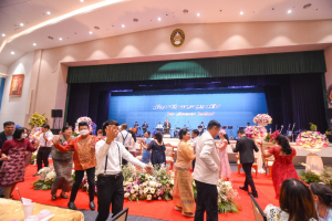 งานด้วยรักและผูกพัน 65