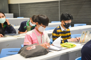 คณะครุศาสตร์จัดอบรมภาษาอังกฤษเพื่อการสอบ TOEIC สำหรับนักศึกษาโครงการผลิตครูเพื่อพัฒนาท้องถิ่น