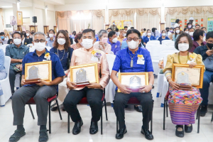 มรท. ร่วมแสดงความยินดีกับ รศ.ดร.กาสัก เต๊ะขันหมาก และ ผศ.วิไลวรรณ ฉ่ำพิรุณ ในโอกาสได้รับรางวัล คนดีศรีลพบุรี ประจำปี 2565