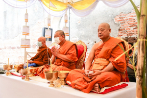 ผู้บริหาร มรท. ร่วมพิธีพุทธาภิเษก เหรียญพระพุทธลวบุรารักษ์