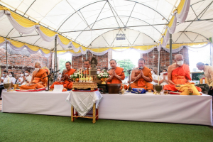 ผู้บริหาร มรท. ร่วมพิธีพุทธาภิเษก เหรียญพระพุทธลวบุรารักษ์