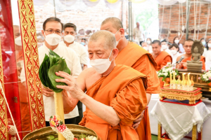 ผู้บริหาร มรท. ร่วมพิธีพุทธาภิเษก เหรียญพระพุทธลวบุรารักษ์