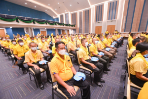 ผู้บริหาร มรท. ร่วมฟังการบรรยาย ชาติไทยและสถาบันหลักของชาติ