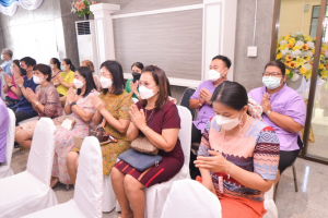 สำนักศิลปะและวัฒนธรรมจัดพิธีทำบุญทอดผ้าป่าข้าวสารอาหารแห้งช่วยเหลือผู้ประสบอุทกภัย และผู้ยากไร้ในจังหวัดลพบุรี