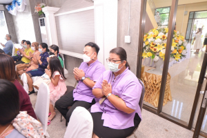 สำนักศิลปะและวัฒนธรรมจัดพิธีทำบุญทอดผ้าป่าข้าวสารอาหารแห้งช่วยเหลือผู้ประสบอุทกภัย และผู้ยากไร้ในจังหวัดลพบุรี