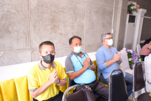 สำนักศิลปะและวัฒนธรรมจัดพิธีทำบุญทอดผ้าป่าข้าวสารอาหารแห้งช่วยเหลือผู้ประสบอุทกภัย และผู้ยากไร้ในจังหวัดลพบุรี