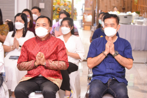 สำนักศิลปะและวัฒนธรรมจัดพิธีทำบุญทอดผ้าป่าข้าวสารอาหารแห้งช่วยเหลือผู้ประสบอุทกภัย และผู้ยากไร้ในจังหวัดลพบุรี