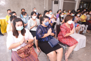 สำนักศิลปะและวัฒนธรรมจัดพิธีทำบุญทอดผ้าป่าข้าวสารอาหารแห้งช่วยเหลือผู้ประสบอุทกภัย และผู้ยากไร้ในจังหวัดลพบุรี