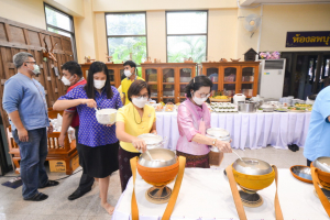 สำนักศิลปะและวัฒนธรรมจัดพิธีทำบุญทอดผ้าป่าข้าวสารอาหารแห้งช่วยเหลือผู้ประสบอุทกภัย และผู้ยากไร้ในจังหวัดลพบุรี