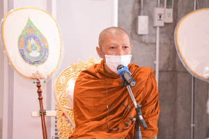 สำนักศิลปะและวัฒนธรรมจัดพิธีทำบุญทอดผ้าป่าข้าวสารอาหารแห้งช่วยเหลือผู้ประสบอุทกภัย และผู้ยากไร้ในจังหวัดลพบุรี