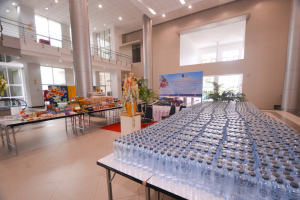 สำนักศิลปะและวัฒนธรรมจัดพิธีทำบุญทอดผ้าป่าข้าวสารอาหารแห้งช่วยเหลือผู้ประสบอุทกภัย และผู้ยากไร้ในจังหวัดลพบุรี