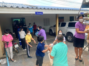 สำนักศิลปะและวัฒนธรรมจัดพิธีทำบุญทอดผ้าป่าข้าวสารอาหารแห้งช่วยเหลือผู้ประสบอุทกภัย และผู้ยากไร้ในจังหวัดลพบุรี