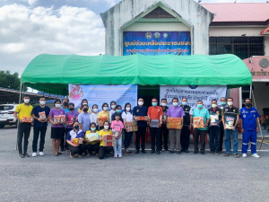 สำนักศิลปะและวัฒนธรรมจัดพิธีทำบุญทอดผ้าป่าข้าวสารอาหารแห้งช่วยเหลือผู้ประสบอุทกภัย และผู้ยากไร้ในจังหวัดลพบุรี