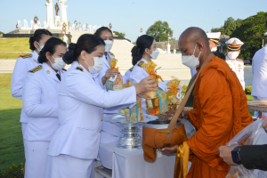 ผู้แทน มรท. ร่วมพิธีวันคล้ายวันสวรรคต รัชกาลที่ 9 ณ ศูนย์การทหารปืนใหญ่