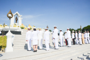 ผู้แทน มรท. ร่วมพิธีวันคล้ายวันสวรรคต รัชกาลที่ 9 ณ ศูนย์การทหารปืนใหญ่