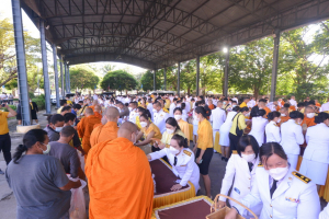 ผู้แทน มรท.ร่วมพิธีน้อมรำลึกในพระมหากรุณาธิคุณเนื่องในวันคล้ายวันสวรรคต รัชกาลที่ 9 ณ ศาลาประชาคมเทศบาลเมืองลพบุรี