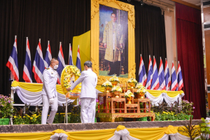ผู้แทน มรท.ร่วมพิธีน้อมรำลึกในพระมหากรุณาธิคุณเนื่องในวันคล้ายวันสวรรคต รัชกาลที่ 9 ณ ศาลาประชาคมเทศบาลเมืองลพบุรี