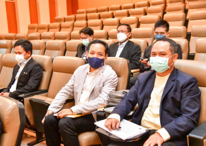 อธิการบดี และผู้บริหาร มรท. ร่วมการประชุมอธิการบดี มรภ. ครั้งที่ 5/65 และร่วมลงนาม MOU โครงการ เสริม สร้าง สุข มหาวิทยาลัยราชภัฏไปสู่สังคมสุขภาวะ