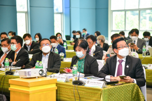 อธิการบดี และผู้บริหาร มรท. ร่วมการประชุมอธิการบดี มรภ. ครั้งที่ 5/65 และร่วมลงนาม MOU โครงการ เสริม สร้าง สุข มหาวิทยาลัยราชภัฏไปสู่สังคมสุขภาวะ