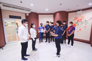 องค์การบริหารนักศึกษาภาคปกติ มรท. ร่วมมอบเงินช่วยเหลือผู้สบอุทกภัยพื้นที่ จ.ลพบุรี - สิงห์บุรี