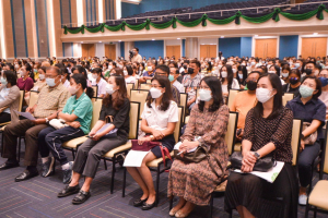 รร.สาธิต มรท. จัดประชุมผู้ปกครอง และรับผลการเรียนนักเรียน