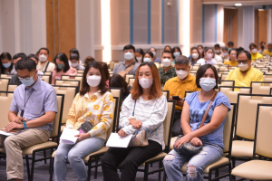 รร.สาธิต มรท. จัดประชุมผู้ปกครอง และรับผลการเรียนนักเรียน