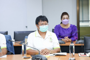ผู้บริหาร ร่วมต้อนรับ คกก.กลั่นกรองของสมาพันธ์เกษตรกรรมยั่งยืน จ.ลพบุรี ในการประชุมคัดกรองการรับรองแปลงตามมาตรฐานแปลงเกษตรอินทรีย์แบบมีส่วนร่วม (SDGsPGS) จ.ลพบุรี