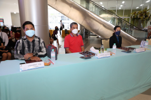คณะครุศาสตร์จัดงานรำเพลิน รำวง ลอยกระทงกับเธอ