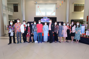 คณะครุศาสตร์จัดงานรำเพลิน รำวง ลอยกระทงกับเธอ