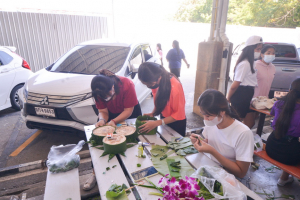 คณะครุศาสตร์จัดงานรำเพลิน รำวง ลอยกระทงกับเธอ
