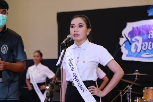 คณะครุศาสตร์จัดงานรำเพลิน รำวง ลอยกระทงกับเธอ