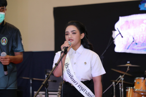 คณะครุศาสตร์จัดงานรำเพลิน รำวง ลอยกระทงกับเธอ
