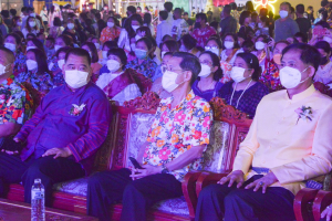 มรท. ร่วมงานลอยกระทงย้อนยุค ประจำปี 2565