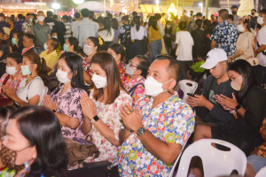 มรท. ร่วมงานลอยกระทงย้อนยุค ประจำปี 2565