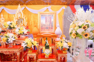 ผู้บริหาร มรท. ร่วมพิธีทอดผ้าป่าสมทบทุนโครงการเล่าเรียนหลวงสำหรับพระสงฆ์ไทยของ จ.ลพบุรี