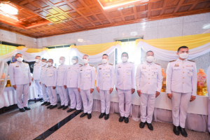 ผู้บริหาร มรท. ร่วมพิธีทอดผ้าป่าสมทบทุนโครงการเล่าเรียนหลวงสำหรับพระสงฆ์ไทยของ จ.ลพบุรี
