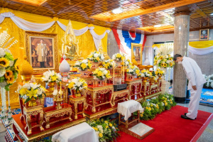 ผู้บริหาร มรท. ร่วมพิธีทอดผ้าป่าสมทบทุนโครงการเล่าเรียนหลวงสำหรับพระสงฆ์ไทยของ จ.ลพบุรี