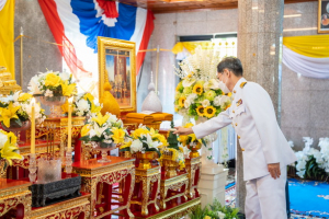 ผู้บริหาร มรท. ร่วมพิธีทอดผ้าป่าสมทบทุนโครงการเล่าเรียนหลวงสำหรับพระสงฆ์ไทยของ จ.ลพบุรี