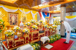 ผู้บริหาร มรท. ร่วมพิธีทอดผ้าป่าสมทบทุนโครงการเล่าเรียนหลวงสำหรับพระสงฆ์ไทยของ จ.ลพบุรี