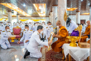 ผู้บริหาร มรท. ร่วมพิธีทอดผ้าป่าสมทบทุนโครงการเล่าเรียนหลวงสำหรับพระสงฆ์ไทยของ จ.ลพบุรี