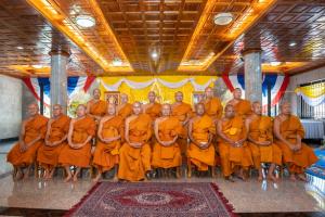 ผู้บริหาร มรท. ร่วมพิธีทอดผ้าป่าสมทบทุนโครงการเล่าเรียนหลวงสำหรับพระสงฆ์ไทยของ จ.ลพบุรี